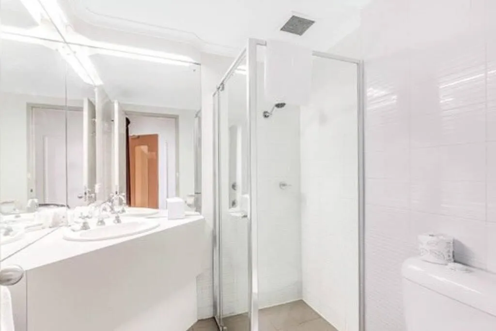 Studio 431/247 Gouger St Ex Hotel Room In City 阿德莱德